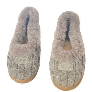 UGG  shoes size 7